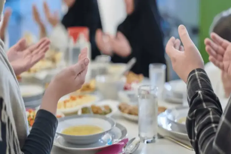 Menyiasati Minder Saat Bukber: Tips dari Psikolog UMM