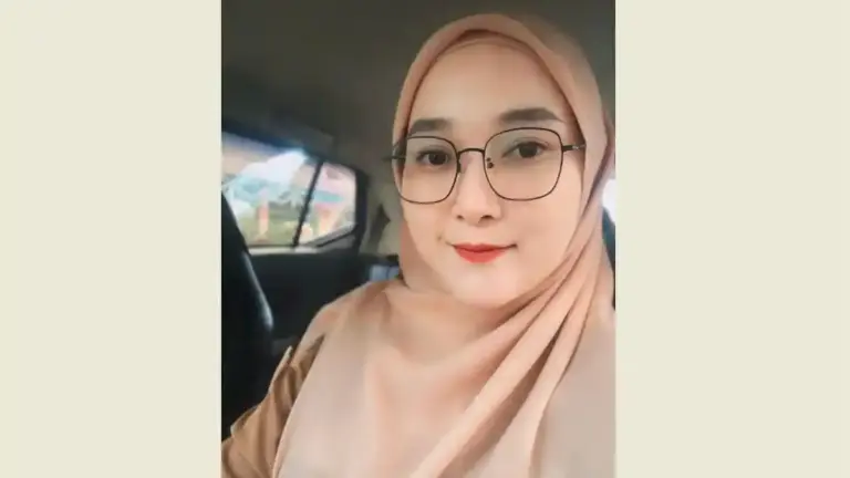 Bahasa yang Ditinggalkan: Ketika Sastra Tak Lagi Menjadi Rumah Berpikir di Sekolah