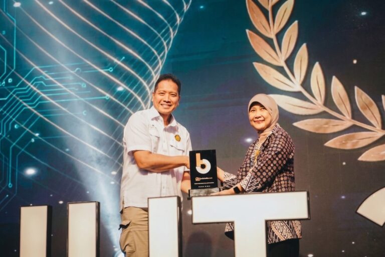 Berita Jatim Award 2026, UMM Sabet Penghargaan Pelopor Edu-Sociopreneurship dan Kampus Mandiri