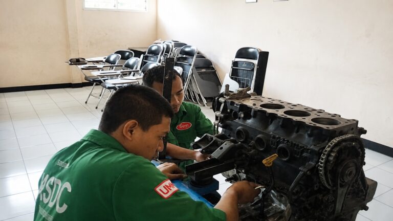 Bukan Sekadar Unit Bisnis, Bengkel Rinjani UMM Punya Program Diklat Otomotif Gratis hingga Salurkan Lulusan ke Jepang