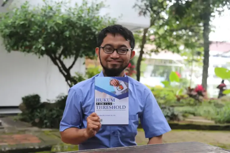 Dosen Hukum UMM Tembus 100 Besar Akademisi Dunia