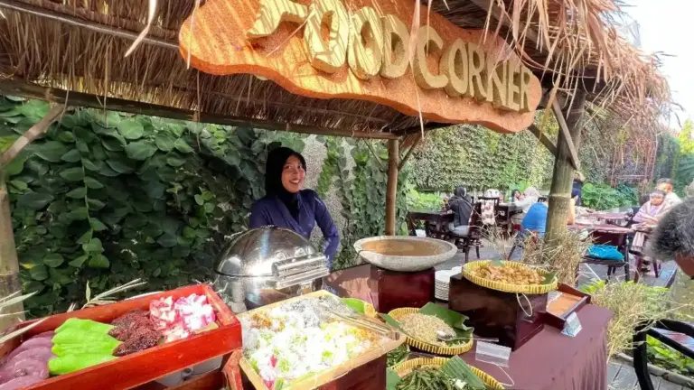 Sunday’s Chef Signature Rayz UMM Hotel Hadirkan Heritage Local Breakfast