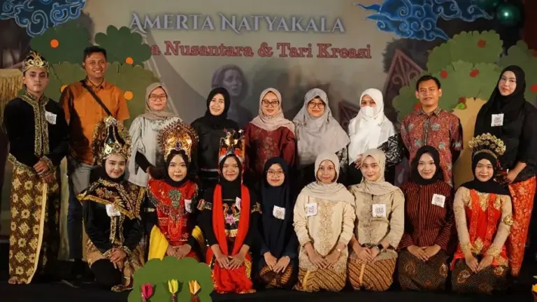 Amerta Puspa Nusantara: Inovasi Pembelajaran Bahasa Indonesia Sekolah Dasar PGSD FPSH UMM yang Buka Peluang Kolaborasi Nasional
