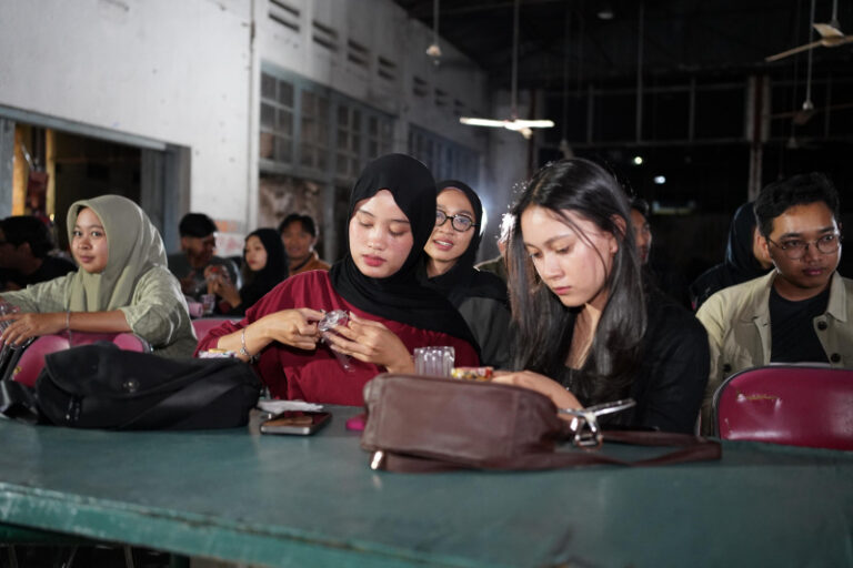 Bekas Pabrik Keramik Dinoyo Malang Jadi Ruang Kreatif Mahasiswa UMM