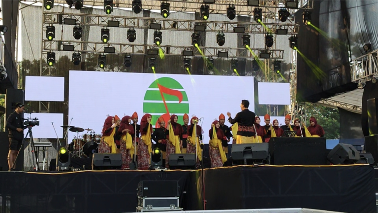 PSM Gita Surya UMM Tampil Memukau pada BTV Semesta Berpesta Malang