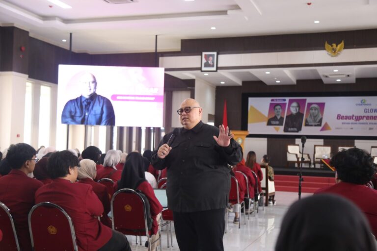 Kuliah Tamu di UMM, CEO Martha Tilaar Dorong Mahasiswa Jadi Inovator Dunia Kosmetik