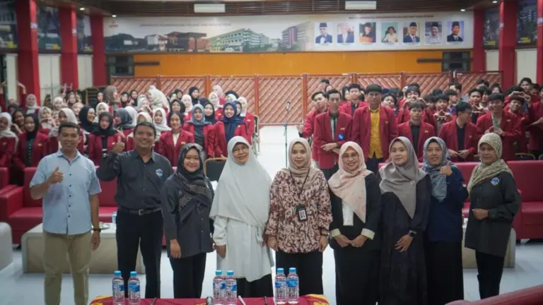 EP UMM Kupas Fintech Syariah dan Bahaya Pinjol Ilegal Bersama OJK Malang