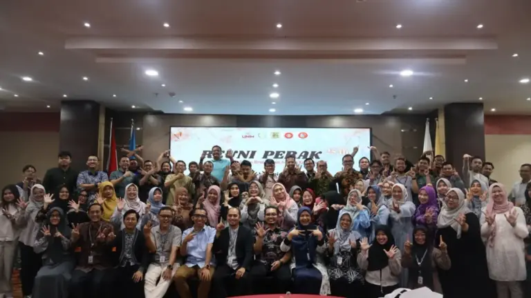 Perkuat Jejaring, 311 Alumni FK UMM Hadiri Reuni Perak 25 Tahun